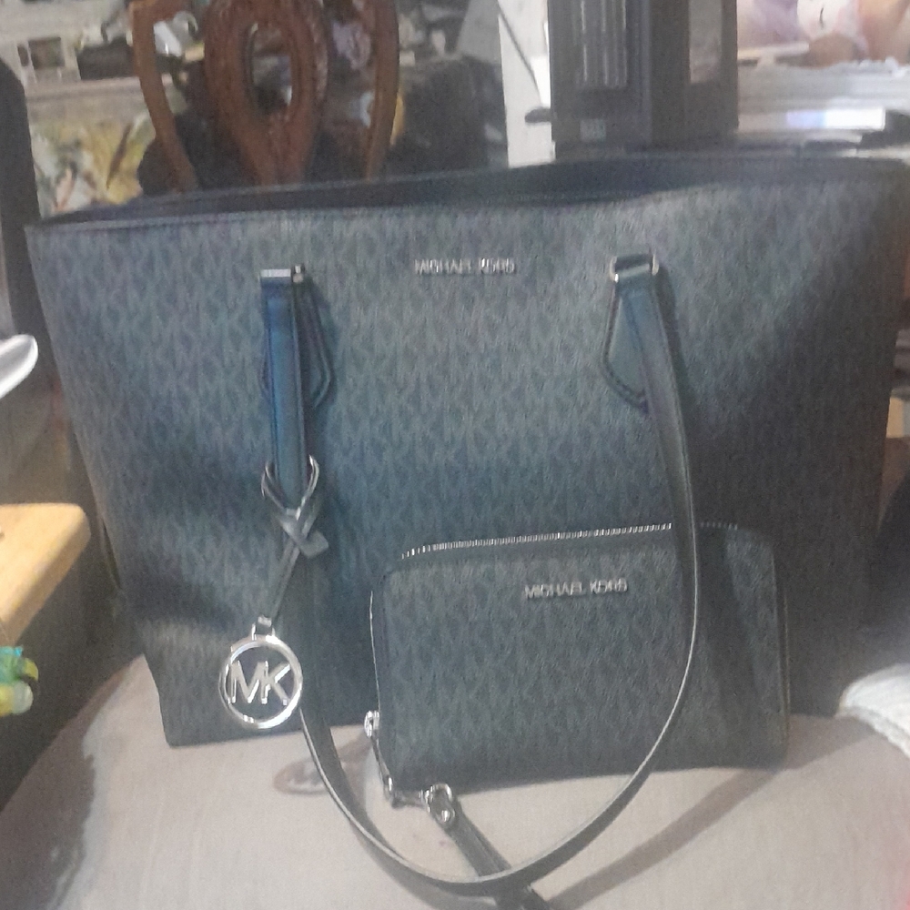 Michael Kors Black and Grey Signature Tote with Matching Wallet